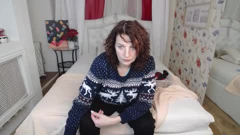 Snapshot of amihotgranny chatting on February 18, 12:17 pm Ami online show from February 18, 12:17 pm