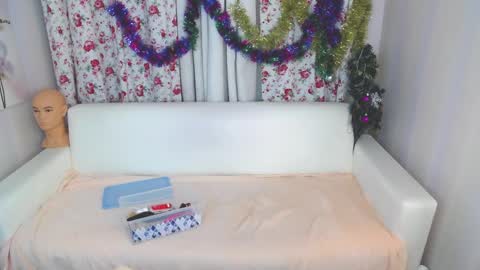 Snapshot of amihotgranny chatting on January 17, 12:52 pm Ami online show from January 17, 12:52 pm