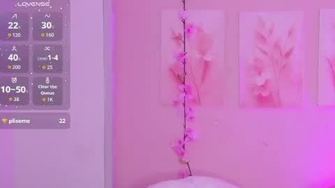 AmiiClark  online show from May 24, 7:42 pm