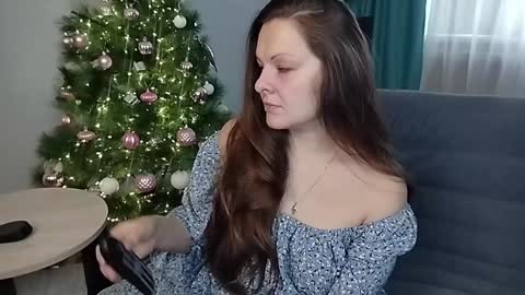 Mila online show from January 13, 5:44 am