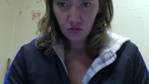 amileamariestar online show from December 18, 3:26 am