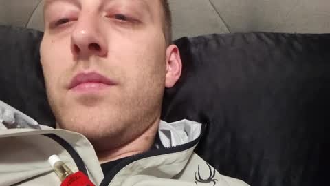 amiliosanchez online show from October 6, 1:45 am