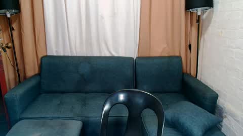 yhumie online show from April 28, 12:19 am