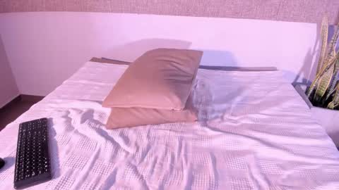  AMIRAH  online show from November 19, 10:30 pm