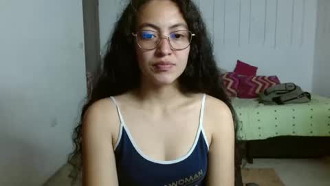 amitlu_ online show from October 29, 11:38 pm