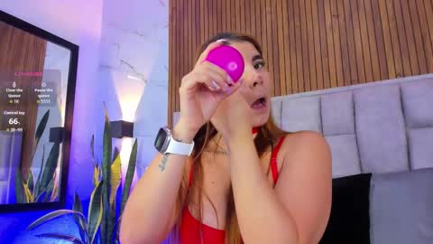 ambar online show from February 19, 3:16 am