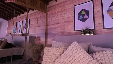 Ammy Scott  online show from April 9, 7:19 pm