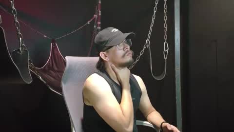 Snapshot of amo_rodrid chatting on October 14, 10:35 pm Josue AMo online show from October 14, 10:35 pm
