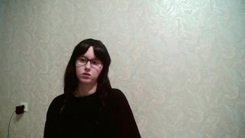 Amomira honeyx online show from March 31, 2:45 am