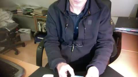 Snapshot of amor2200 chatting on January 21, 8:00 pm Amor2200 online show from January 21, 8:00 pm