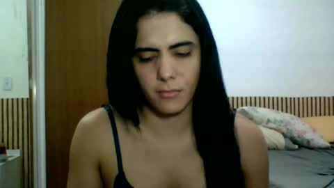 amputeeluna online show from August 5, 1:46 am