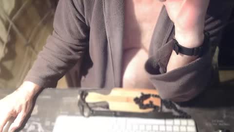 amslave4f online show from October 3, 7:49 am