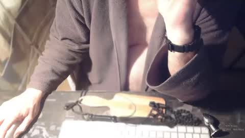 amslave4f online show from September 28, 7:50 am