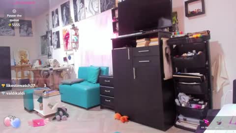 AmyEloise online show from March 7, 8:11 pm