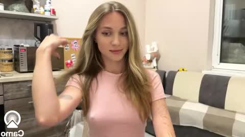 Snapshot of amy_chill chatting on October 2, 6:17 pm Amy Chill online show from October 2, 6:17 pm