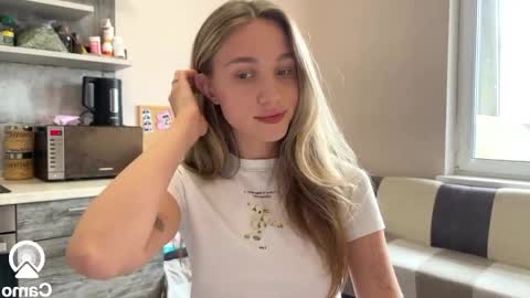 Snapshot of amy_chill chatting on September 19, 11:36 am Amy Chill online show from September 19, 11:36 am