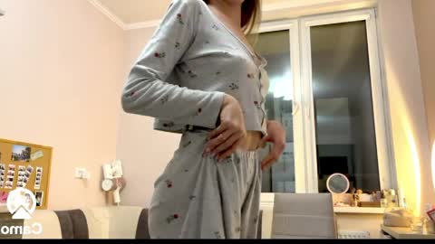 Amy Chill online show from April 10, 7:07 pm