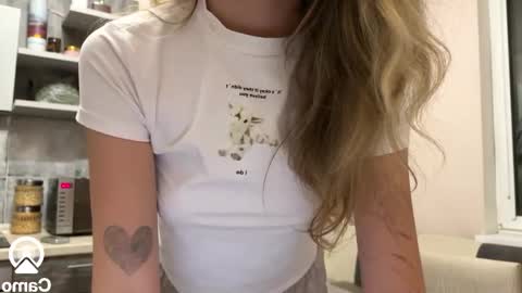 Snapshot of amy_chill chatting on September 17, 6:11 pm Amy Chill online show from September 17, 6:11 pm