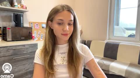 Snapshot of amy_chill chatting on October 15, 11:55 am Amy Chill online show from October 15, 11:55 am