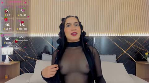 amy_leah_ online show from December 16, 1:24 am