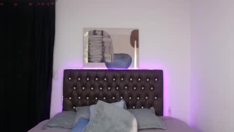 A M Y online show from February 19, 7:26 pm