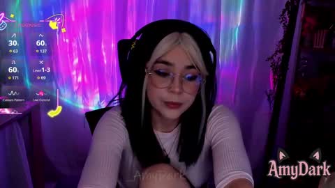 Snapshot of amydark chatting on September 24, 12:06 am Amy online show from September 24, 12:06 am