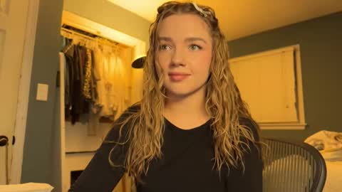 Amy online show from December 22, 1:56 am