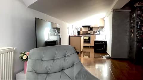 amyroberta92 online show from February 25, 7:20 am