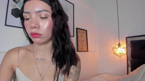 Amy online show from November 17, 1:46 pm