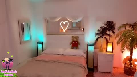  AmyValentine  online show from October 24, 5:52 am