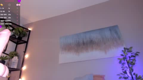 IG amyw0w   online show from January 9, 4:06 pm