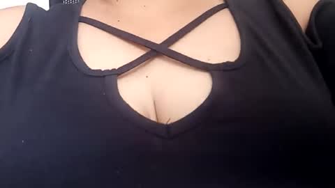 ana303444 online show from May 29, 3:21 pm