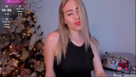 Snapshot of ana_becker1 chatting on January 4, 12:59 am Ana online show from January 4, 12:59 am