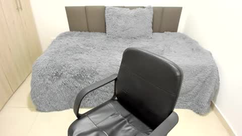 Ana online show from February 16, 9:13 pm