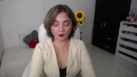 Snapshot of ana_hotmilf chatting on March 5, 11:05 pm Ana online show from March 5, 11:05 pm