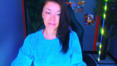 Ana online show from May 14, 10:02 am