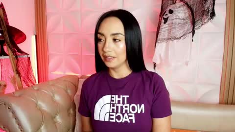 Snapshot of ana_riveros chatting on October 3, 5:38 am online show from October 3, 5:38 am