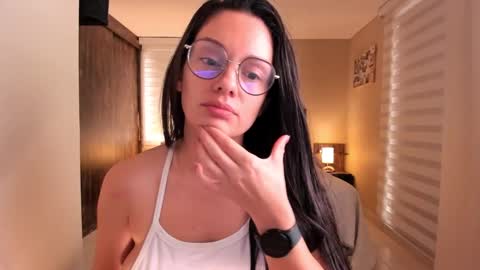 Snapshot of anabel_25 chatting on February 13, 2:09 pm Anabel online show from February 13, 2:09 pm