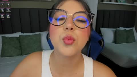 A N A online show from July 8, 4:54 pm