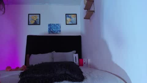 Anah online show from October 18, 12:20 pm