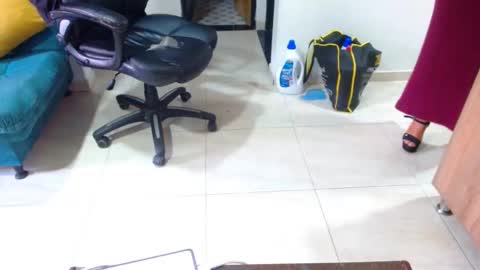 anaids online show from February 20, 9:53 pm