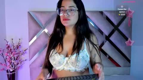 anais_soler online show from January 14, 12:57 pm