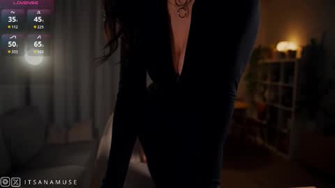 Ana online show from January 13, 9:55 pm