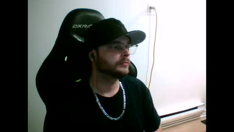 anarchyy1994 online show from April 2, 9:49 am