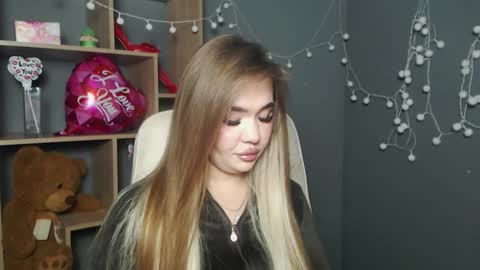 anastacyyellig online show from February 15, 9:02 pm