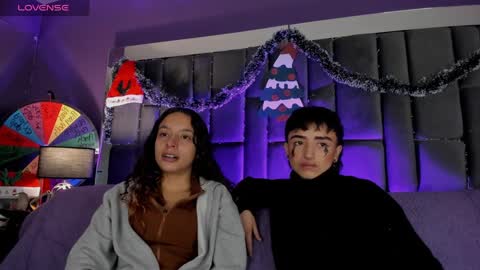   online show from December 14, 4:52 pm