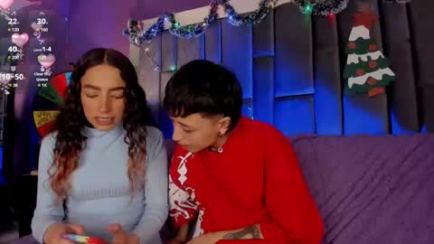   online show from December 5, 1:01 pm