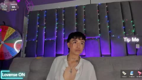   online show from January 8, 12:17 am