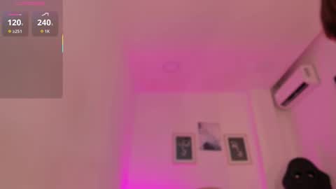 Snapshot of anastasia_lauren chatting on October 20, 8:03 pm Ana online show from October 20, 8:03 pm