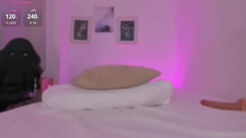 Snapshot of anastasia_lauren chatting on October 13, 8:22 pm Ana online show from October 13, 8:22 pm